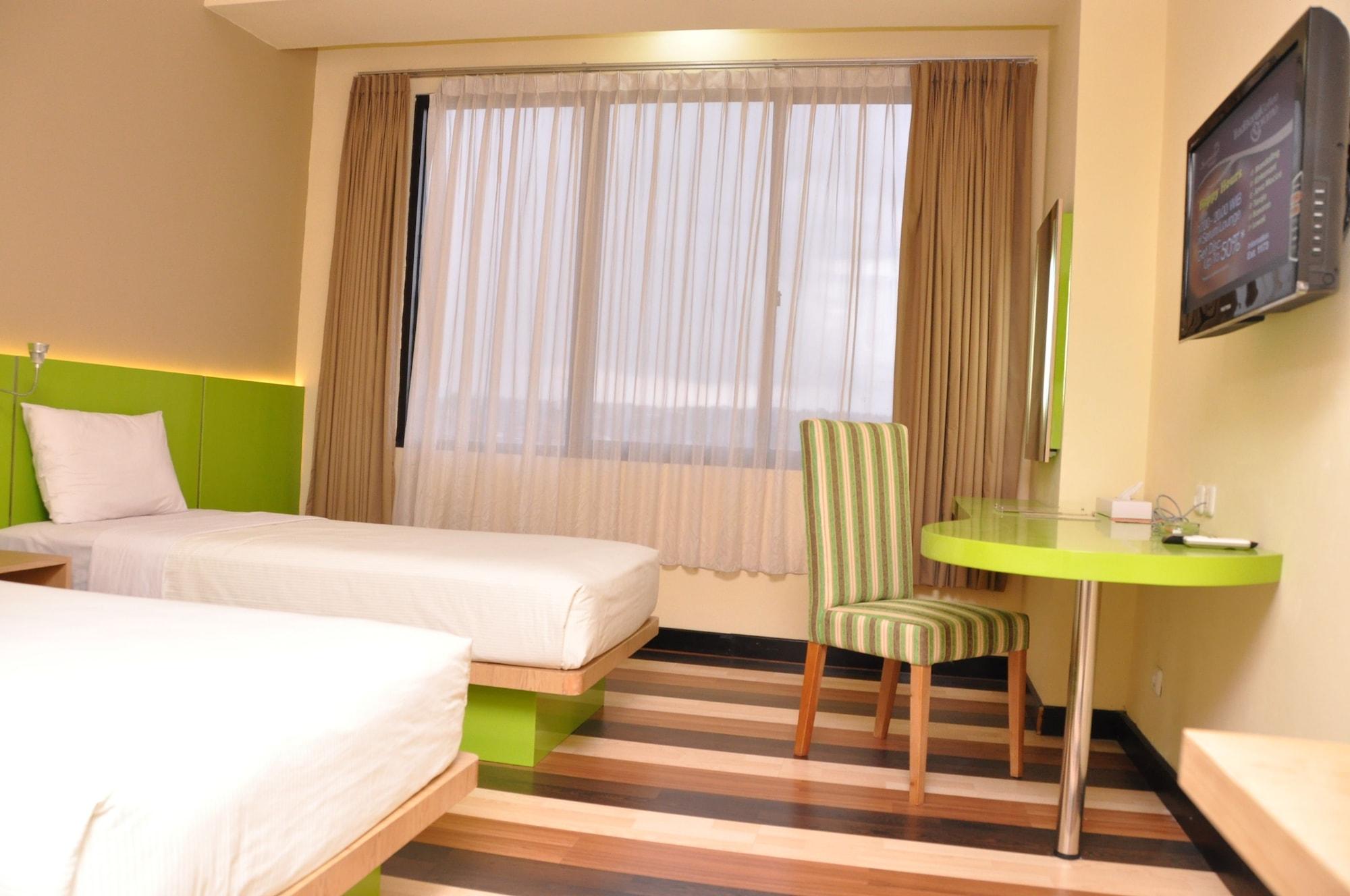 Pandanaran Hotel Semarang Exterior foto